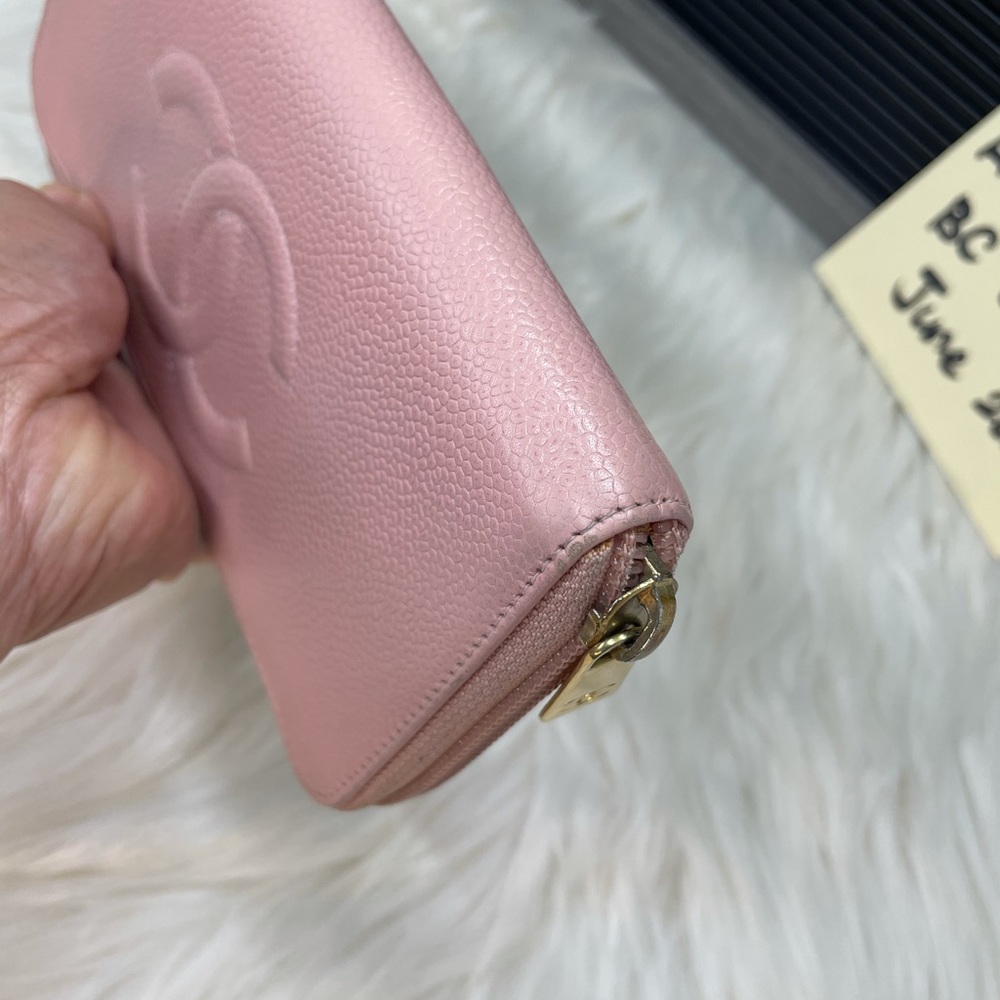 Sold on Instagram Chanel zippy wallet - Picture 11 of 11